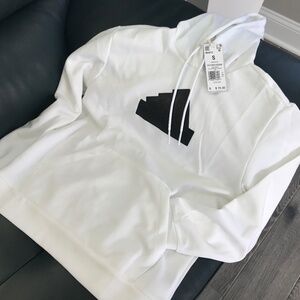 Woman’s Adidas sweatshirt